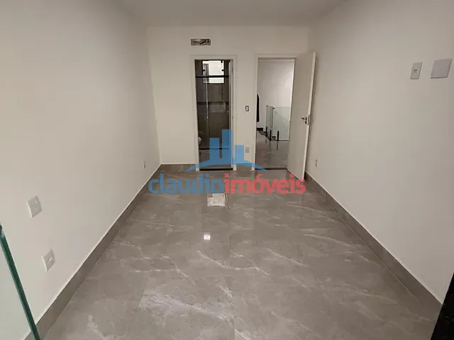 Casa 3 quartos e 4 banheiros, à venda, no bairro Jardim Belvedere em Volta Redonda