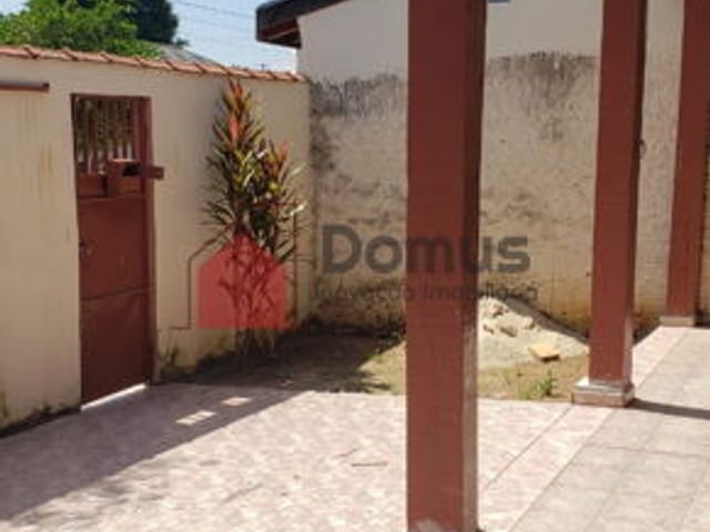 Casa com 308m², à venda, no bairro Parque das Nações em Pindamonhangaba