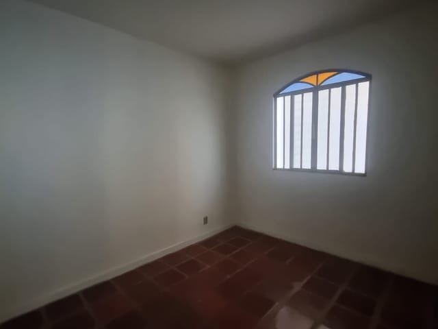Casa para alugar, no bairro Quebec em Londrina