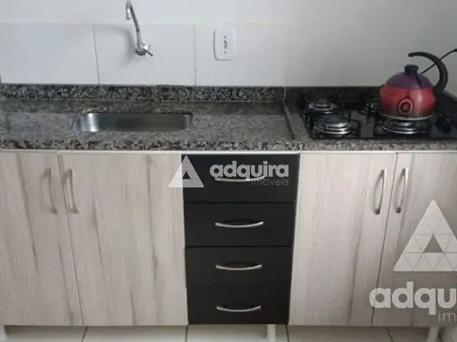 Casa com 210m² 2 quartos e 1 banheiro, à venda, no bairro Boa Vista em Ponta Grossa