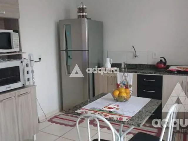 Casa com 210m² 2 quartos e 1 banheiro, à venda, no bairro Boa Vista em Ponta Grossa
