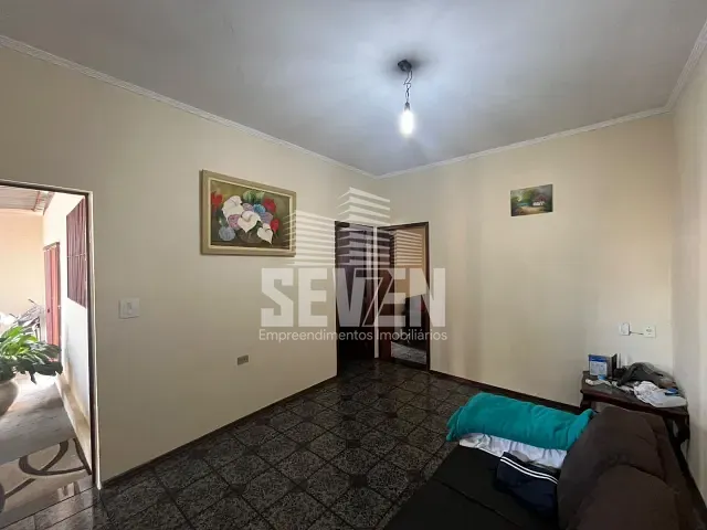 Casa 3 quartos e 2 banheiros, à venda, no bairro Vila Monlevade em Bauru