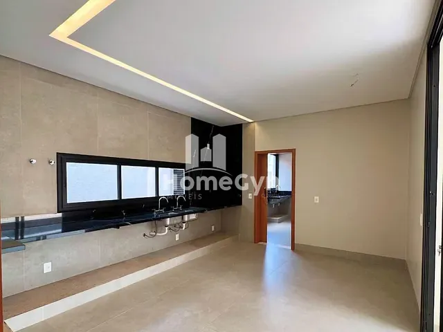 Casa com 548m² 6 quartos e 7 banheiros, à venda, no bairro Jardins Itália em Goiânia