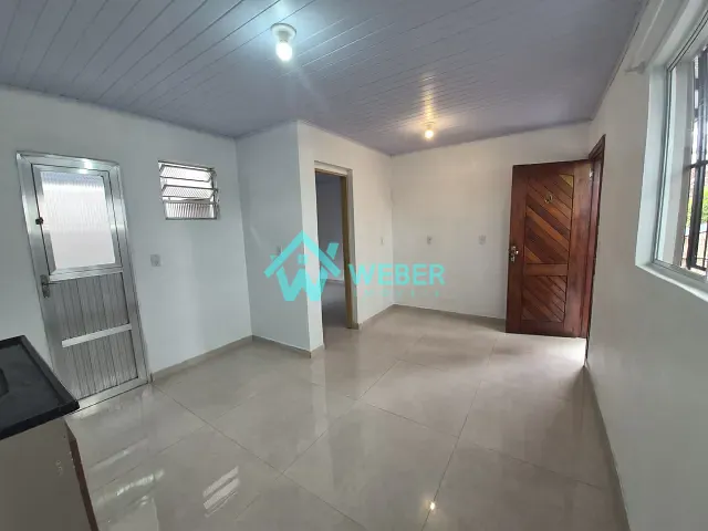 Casa 1 quarto e 1 banheiro, para alugar, no bairro Rio Branco em Novo Hamburgo