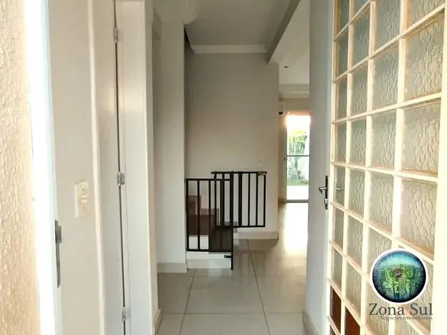 Casa 3 quartos e 2 banheiros, à venda, no bairro Vossoroca em Votorantim