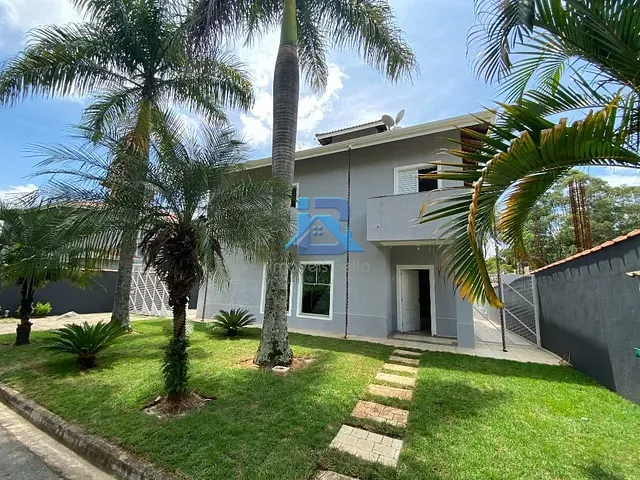 Casa com 900m² 4 quartos e 5 banheiros, à venda, no bairro Loteamento Itatiba Country Club em Itatiba