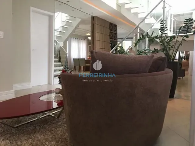 Casa com 250m² 4 quartos e 3 banheiros, à venda, no bairro Urbanova em São José dos Campos