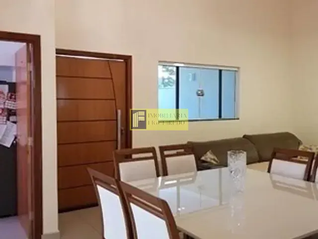 Casa com 220m² 3 quartos e 2 banheiros, à venda, no bairro Residencial Machado I em São José do Rio Preto