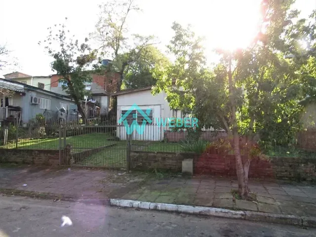 Casa 2 quartos e 1 banheiro, à venda, no bairro Canudos em Novo Hamburgo
