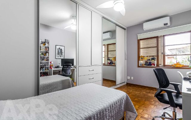 Casa com 150m² 2 quartos e 2 banheiros, à venda, no bairro Pinheiros em São Paulo