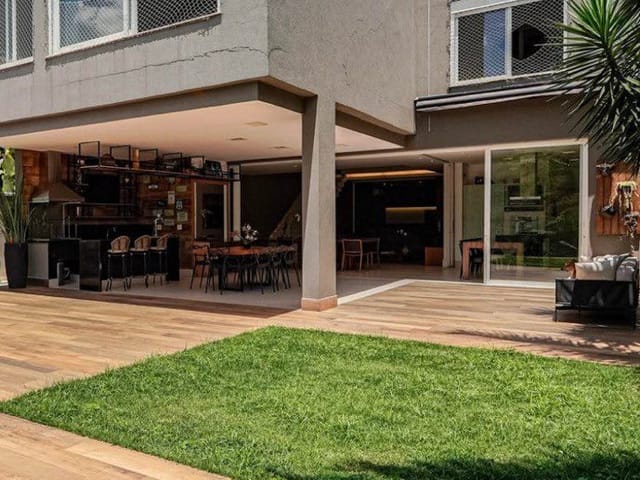 Casa com 490m² 4 quartos e 7 banheiros, à venda ou para alugar, no bairro Alphaville em Santana de Parnaíba