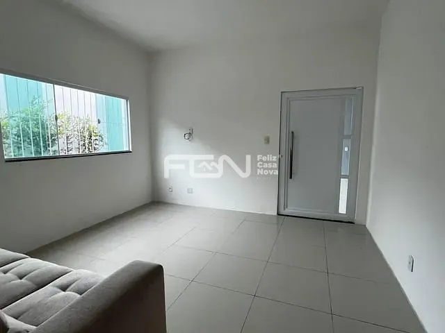 Casa 2 quartos e 2 banheiros, para alugar, no bairro Jardim Limoeiro em Camaçari