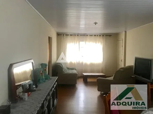 Casa com 462m² 3 quartos e 1 banheiro, à venda, no bairro Ronda em Ponta Grossa