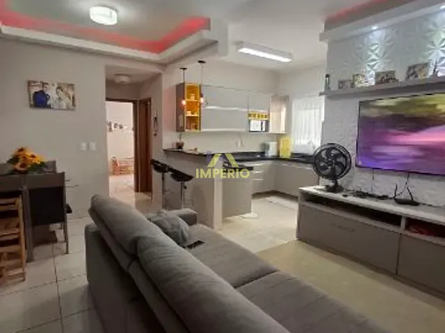 Casa 2 quartos e 2 banheiros, à venda, no bairro Residencial Vila Martins em Salto