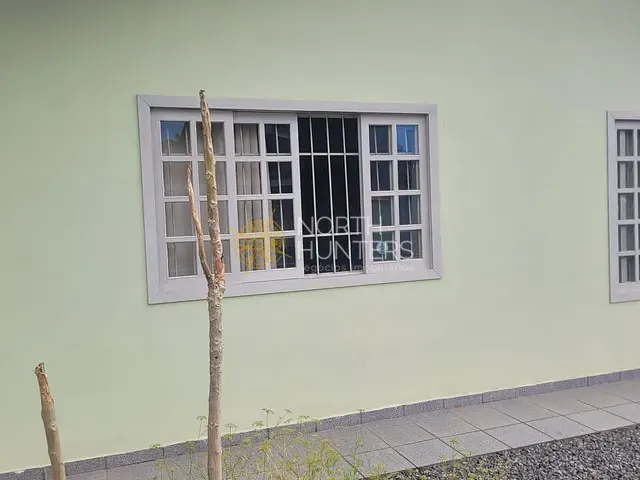 Casa com 160m² 4 quartos e 3 banheiros, à venda, no bairro Nova Brasília em Joinville