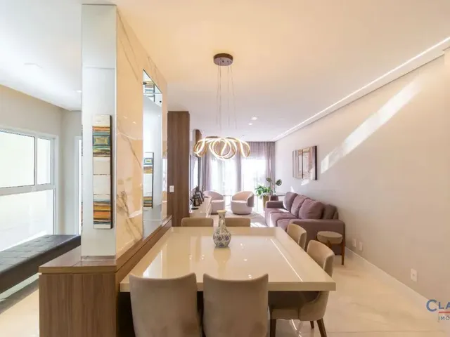 Casa 4 quartos e 5 banheiros, à venda, no bairro OURO VERDE em Campo Largo