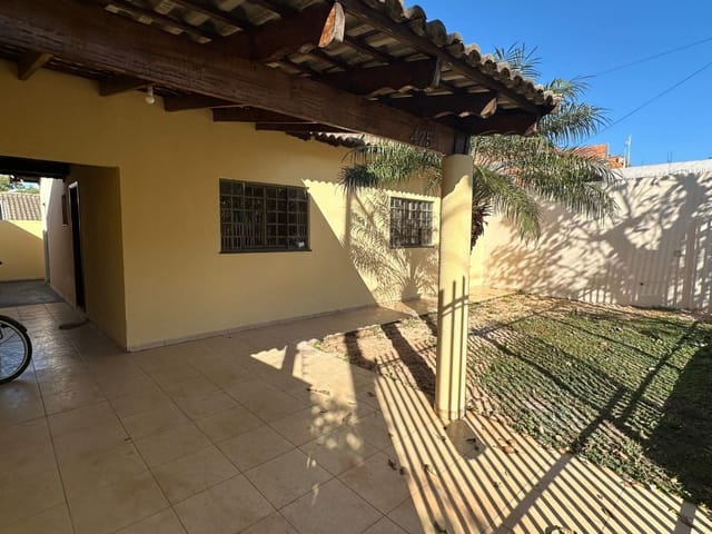 Casa com 200m² 3 quartos e 1 banheiro, para alugar, no bairro Residencial Nossa Terra em Cambé