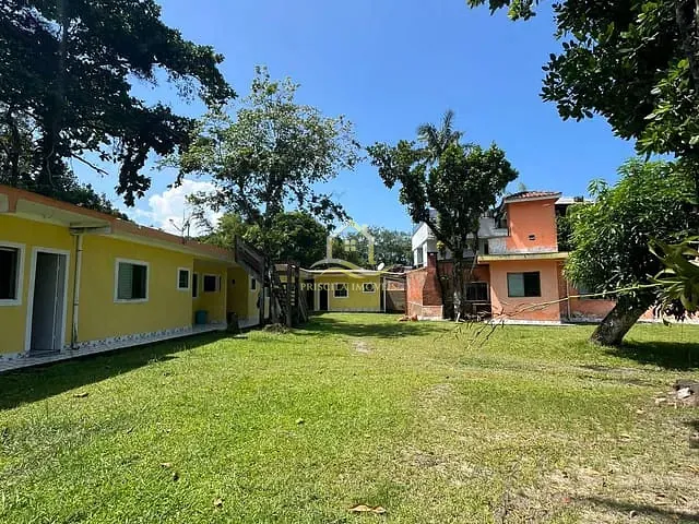 Casa com 1812m² 8 quartos e 8 banheiros, à venda, no bairro Boraceia em Bertioga