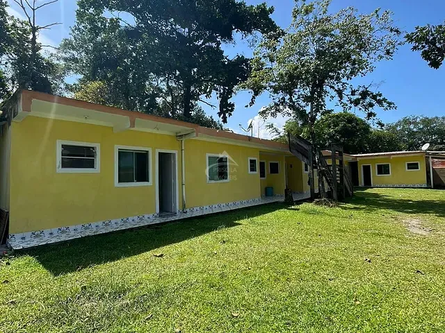 Casa com 1812m² 8 quartos e 8 banheiros, à venda, no bairro Boraceia em Bertioga