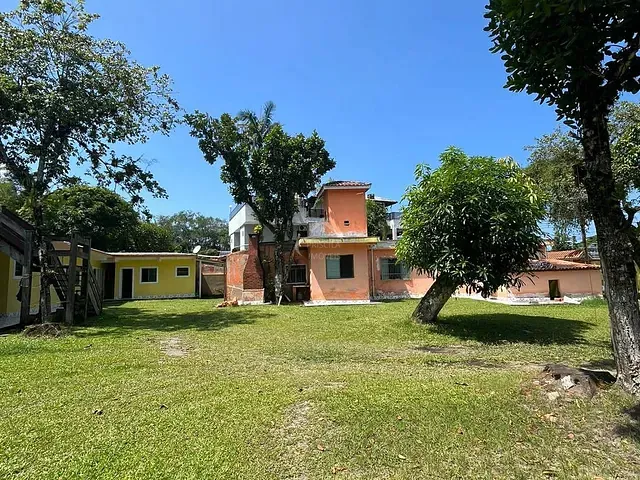 Casa com 1812m² 8 quartos e 8 banheiros, à venda, no bairro Boraceia em Bertioga