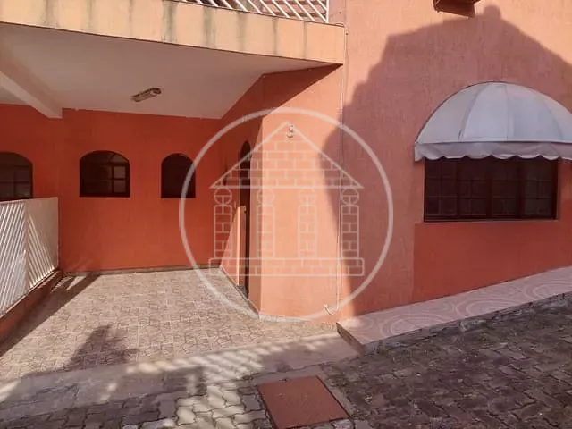 Casa com 90m² 2 quartos e 3 banheiros, à venda, no bairro Vila Santa Catarina em São Paulo