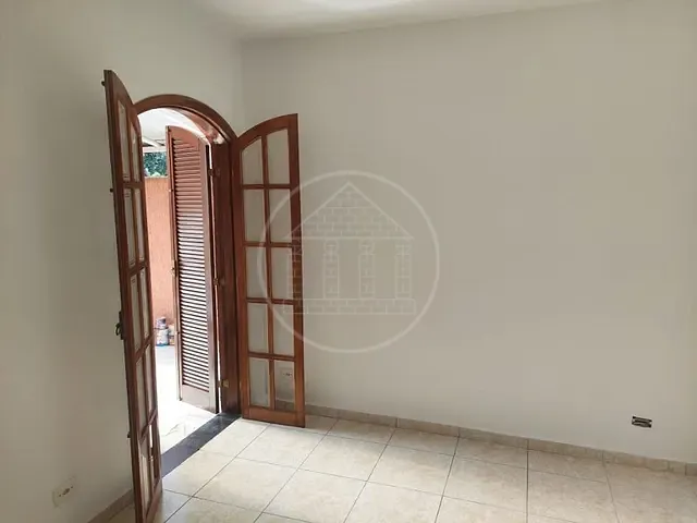 Casa com 90m² 2 quartos e 3 banheiros, à venda, no bairro Vila Santa Catarina em São Paulo