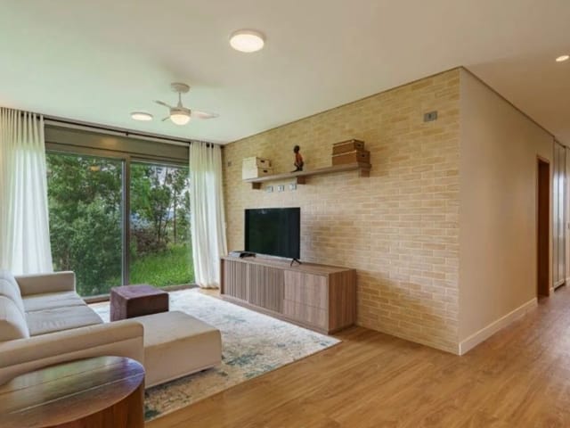 Casa com 2512m² 5 quartos e 7 banheiros, à venda, no bairro Eco Park em Araçariguama