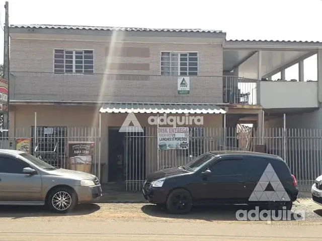 Sobrado 3 quartos e 2 banheiros, à venda, no bairro Contorno em Ponta Grossa