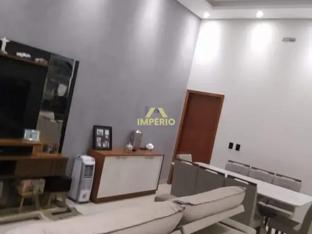 Casa com 180m² 3 quartos e 2 banheiros, à venda, no bairro Jardim Guarujá em Salto