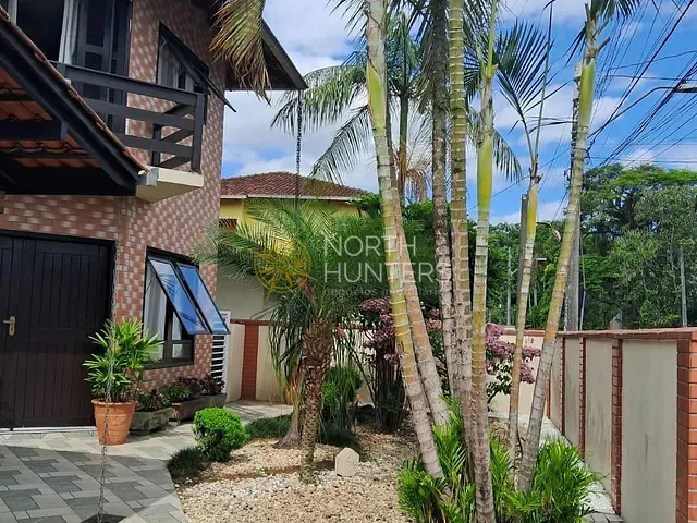 Casa com 190m² 3 quartos e 3 banheiros, à venda, no bairro Santo Antônio em Joinville