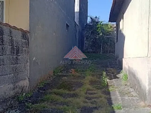 Casa com 300m² 2 quartos e 1 banheiro, à venda, no bairro Vila Emílio em Mauá