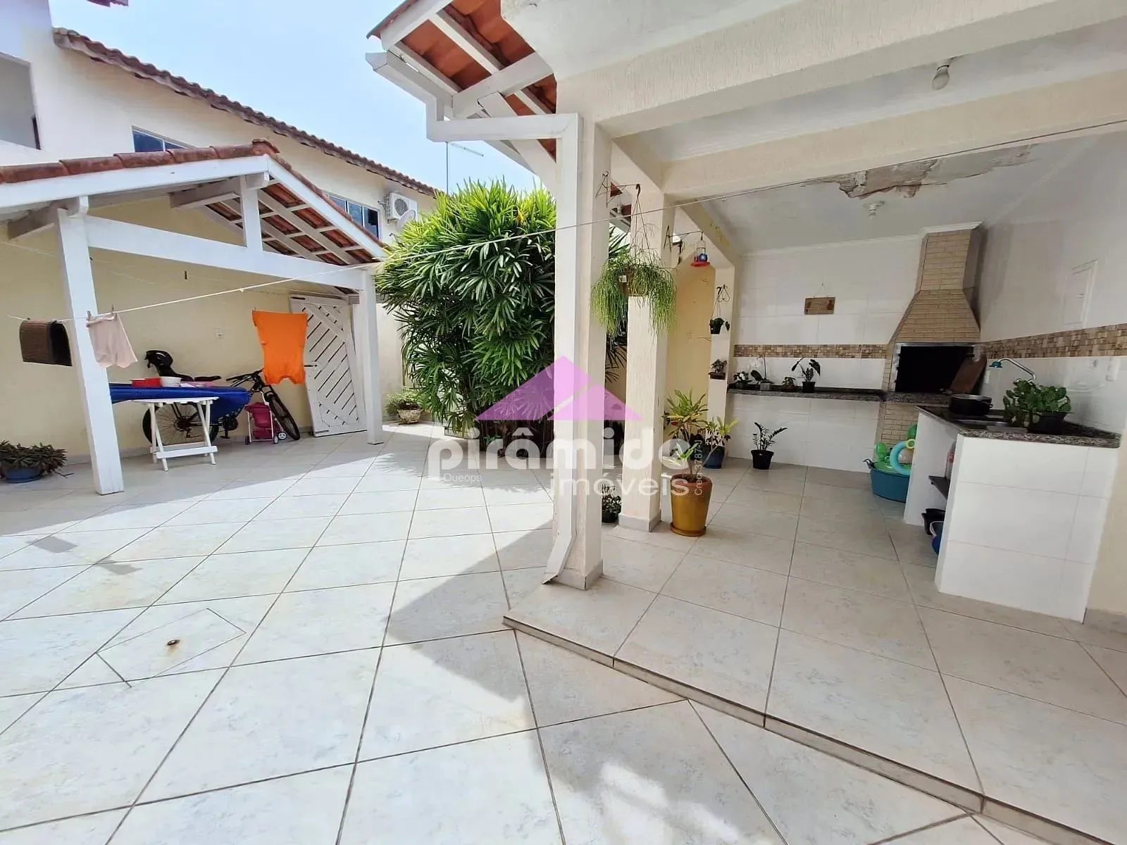 Casa, 3 quartos, 285 m² - Foto 23