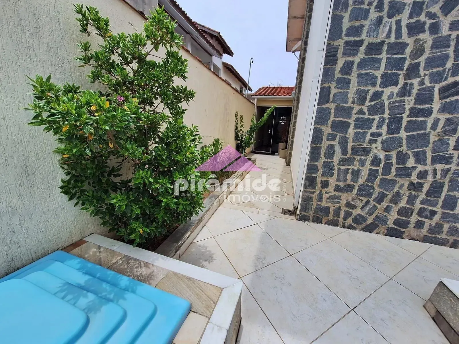 Casa, 3 quartos, 285 m² - Foto 33