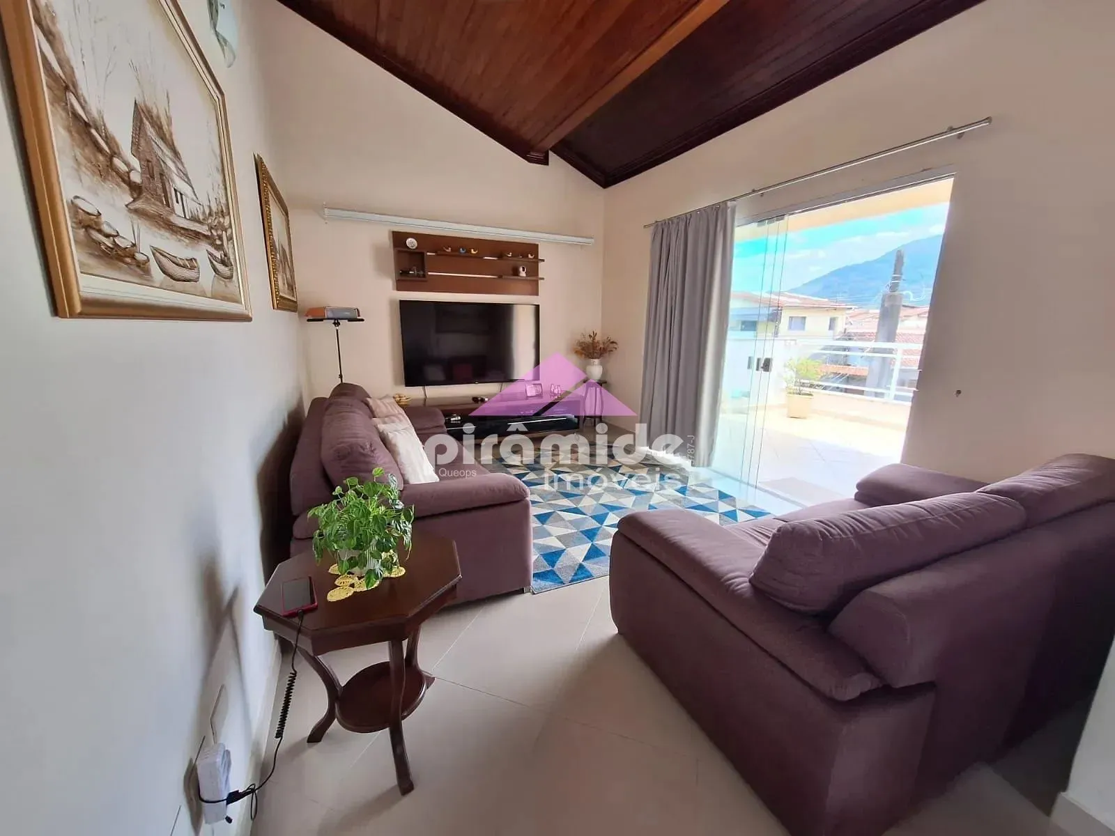 Casa, 3 quartos, 285 m² - Foto 8