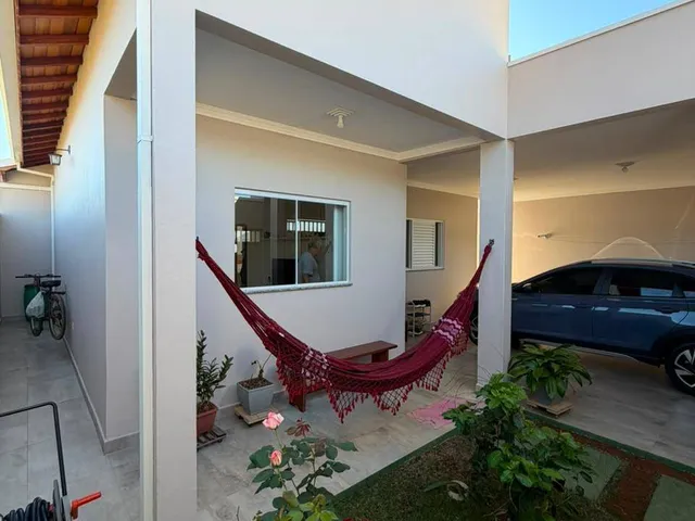 Casa com 200m² 2 quartos e 2 banheiros, à venda, no bairro Jatobás em Extrema