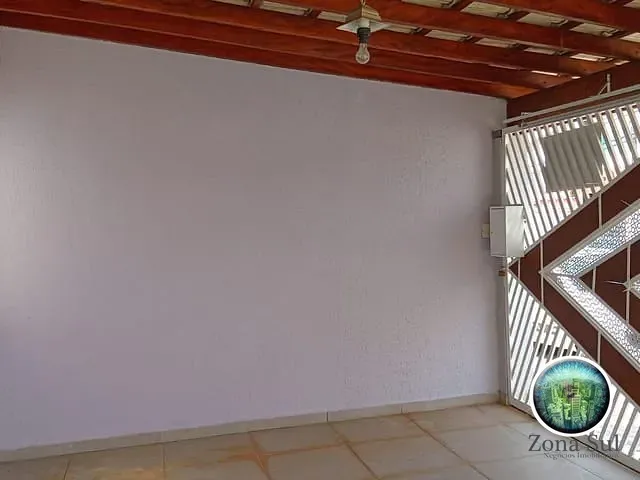 Casa com 300m² 2 quartos e 2 banheiros, à venda, no bairro Centro em Votorantim