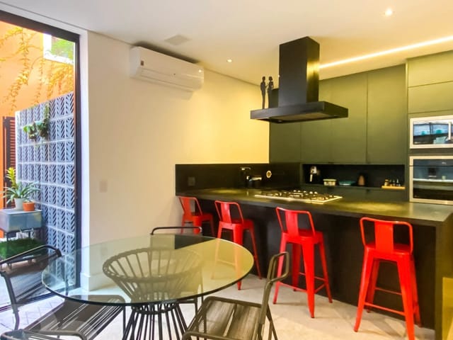 Casa com 220m² 3 quartos e 3 banheiros, à venda, no bairro Jardim Paulistano em São Paulo
