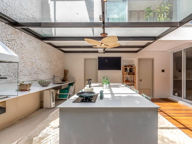 Casa com 280m² 3 quartos e 3 banheiros, à venda, no bairro Campo Belo em São Paulo
