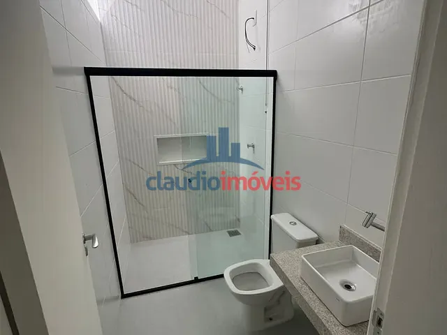 Casa 3 quartos e 3 banheiros, à venda, no bairro Jardim Belvedere em Volta Redonda