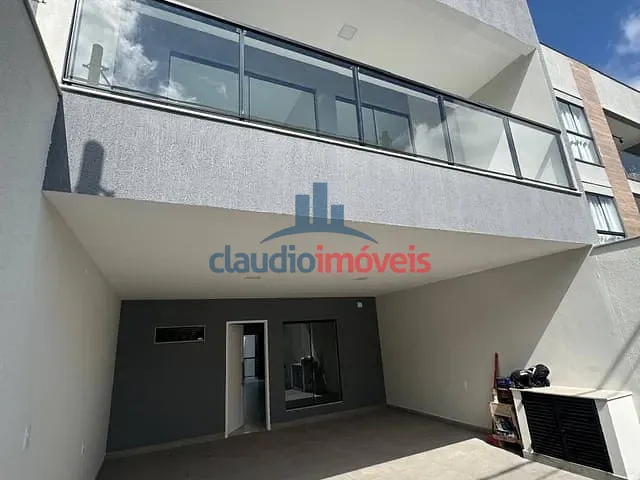 Casa 3 quartos e 3 banheiros, à venda, no bairro Jardim Belvedere em Volta Redonda
