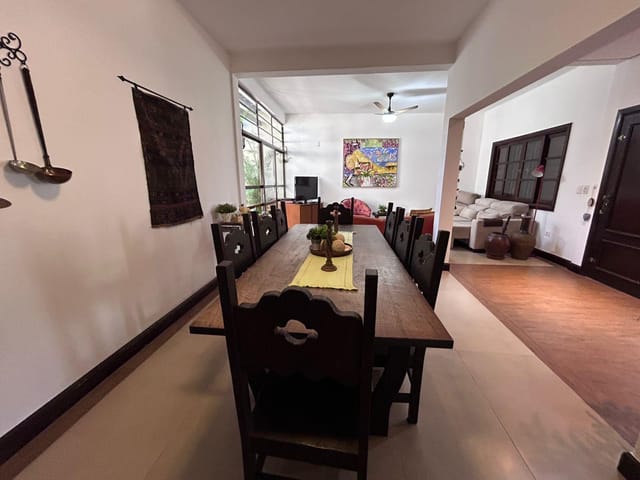Casa com 387m² 3 quartos e 2 banheiros, à venda, no bairro Andrade em Londrina