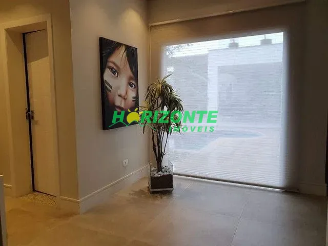 Casa com 670m² 4 quartos e 5 banheiros, à venda, no bairro urbanova em São José dos Campos