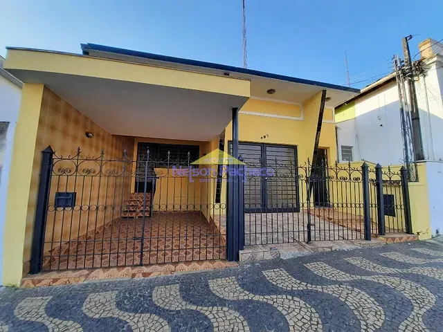 Casa com 363m² 3 quartos e 2 banheiros, para alugar, no bairro Centro em Capivari