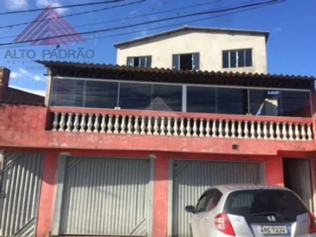 Casa à venda, no bairro Vila Magini em Mauá