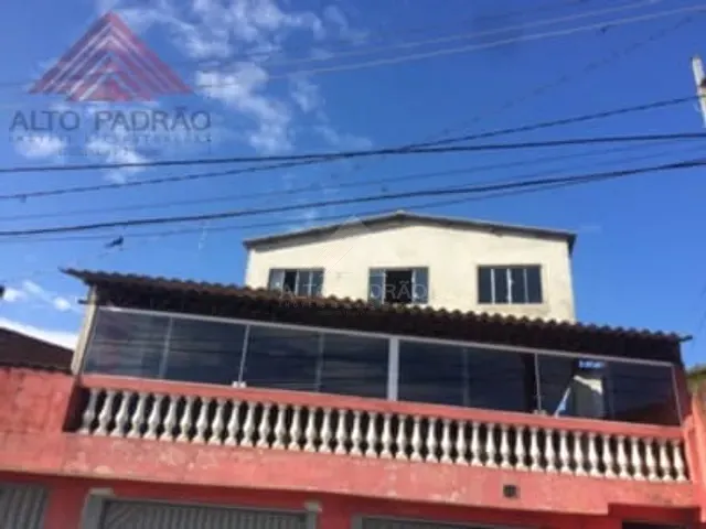 Casa à venda, no bairro Vila Magini em Mauá