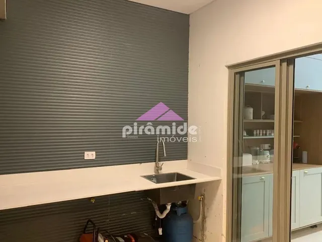 Casa com 250m² 3 quartos e 3 banheiros, à venda, no bairro Loteamento Fazenda Ronda em São José Dos Campos