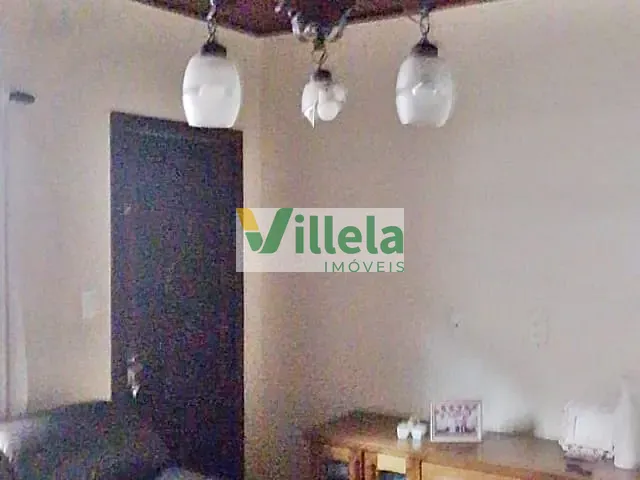 Casa com 250m² 3 quartos e 1 banheiro, à venda, no bairro Vila Ercília em Itaquaquecetuba