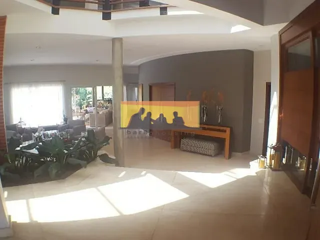 Casa com 1718m² 4 quartos e 8 banheiros, à venda, no bairro Vila Hollândia em Campinas