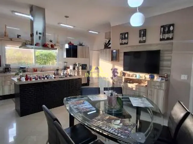 Casa 4 quartos e 8 banheiros, à venda, no bairro Terras de Mont Serrat em Salto