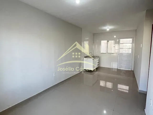 Casa com 128m² 2 quartos e 2 banheiros, à venda, no bairro Loteamento Bom Jesus em Cuiabá